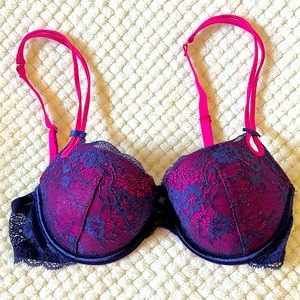 32C Victoria Secret lace bra